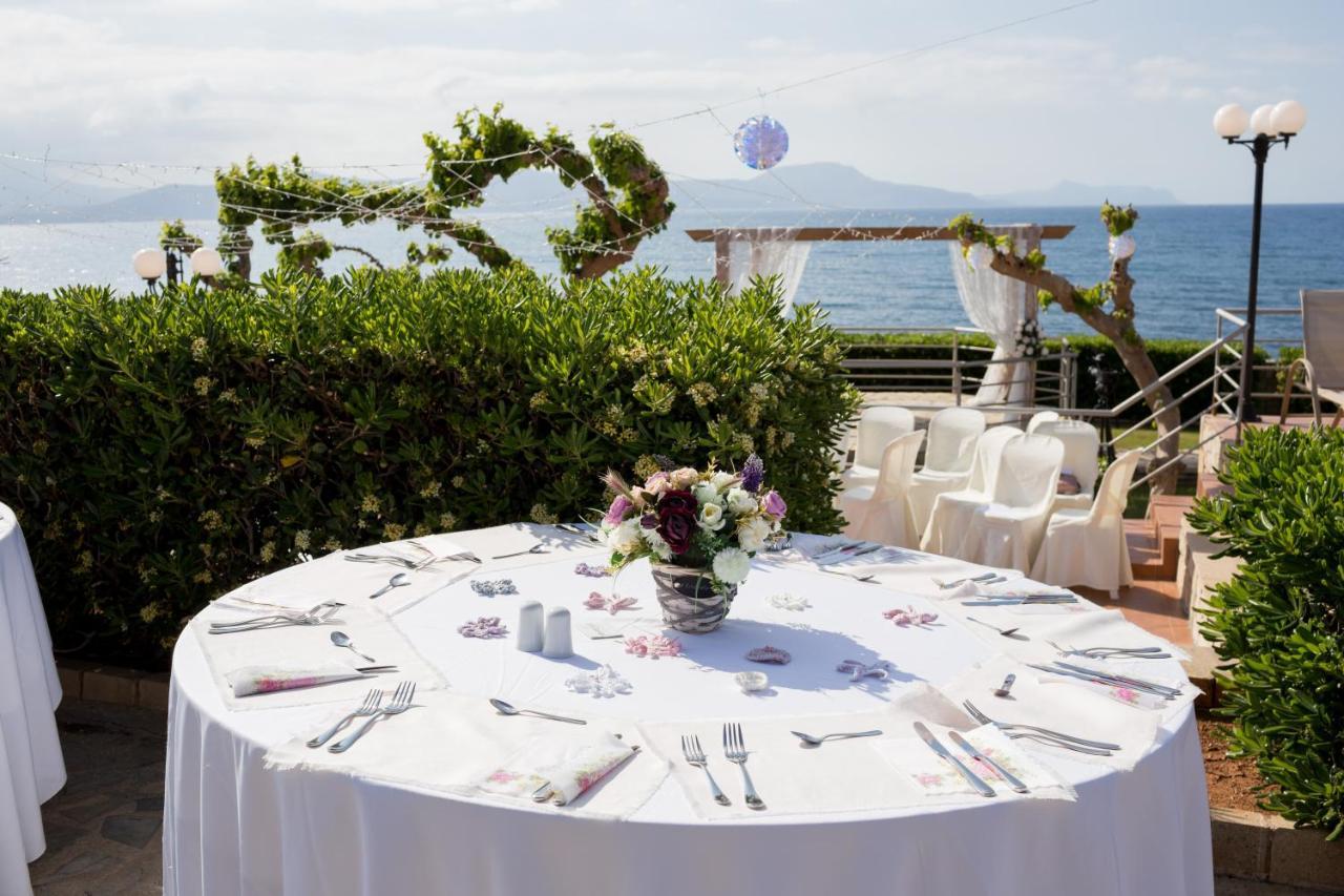 Beachfront Family Villa Katerina With Private Pool, Playground, Bbq & Amazing Sea Views! Petres  Exterior foto